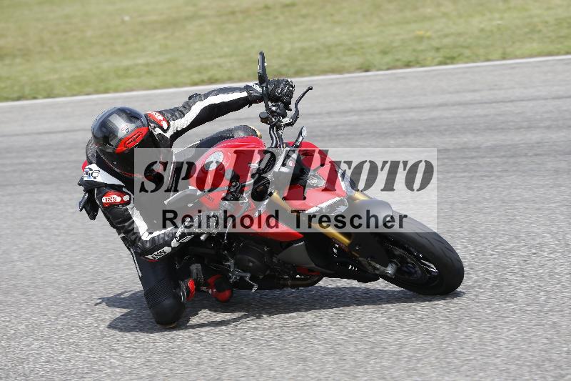 /27 12.06.2025 Ducati Schweiz Trackday Warmup  ADR/gruen-vert/ohne